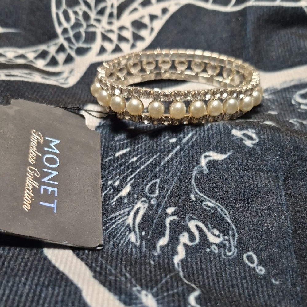 Monet Pearl and Silver Bracelet